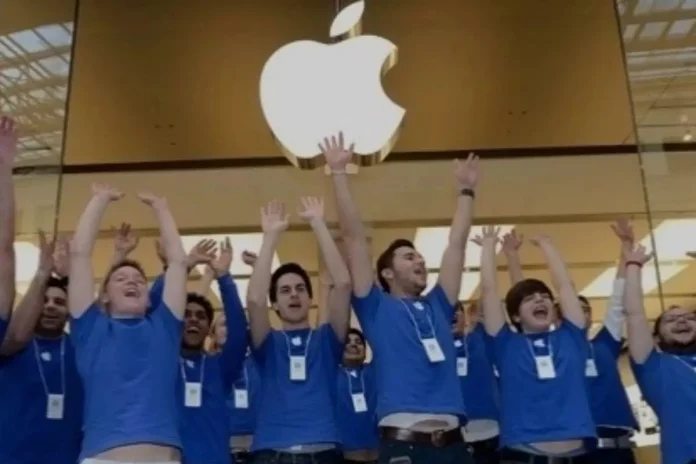 Apple y el primer acuerdo sindical