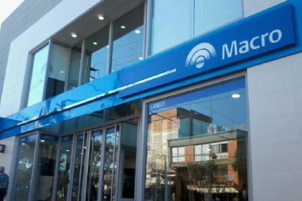 Fachada del Banco Macro.
