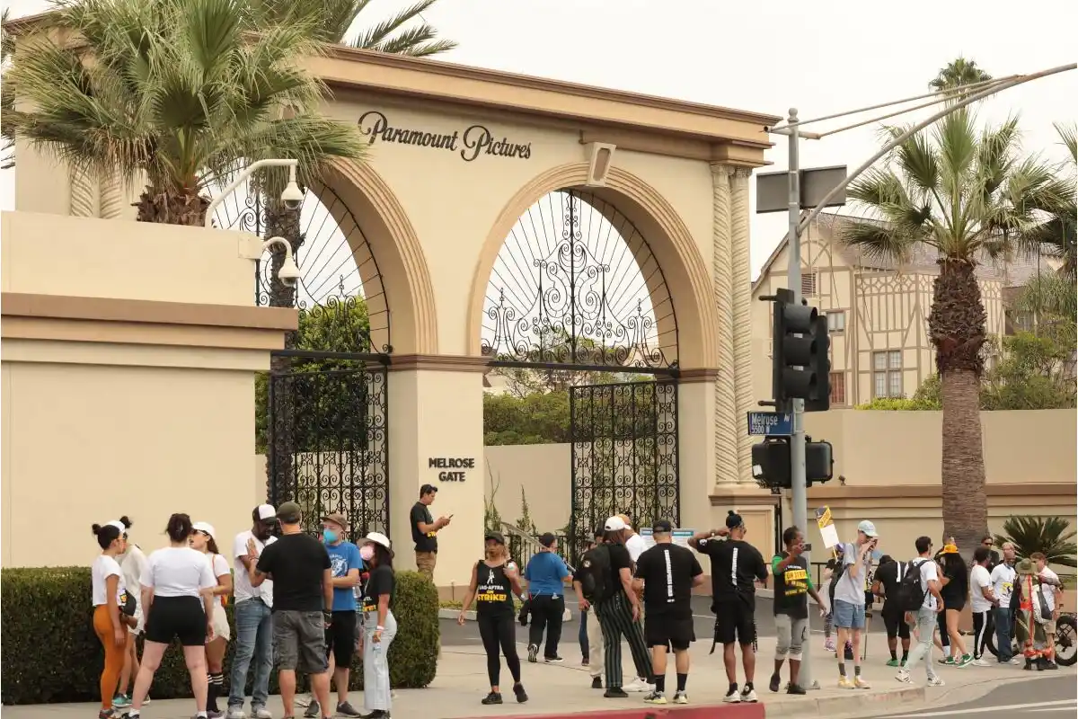 Las acciones de Paramount subieron un 7% tras la reanudación de las negociaciones de fusión con Skydance 