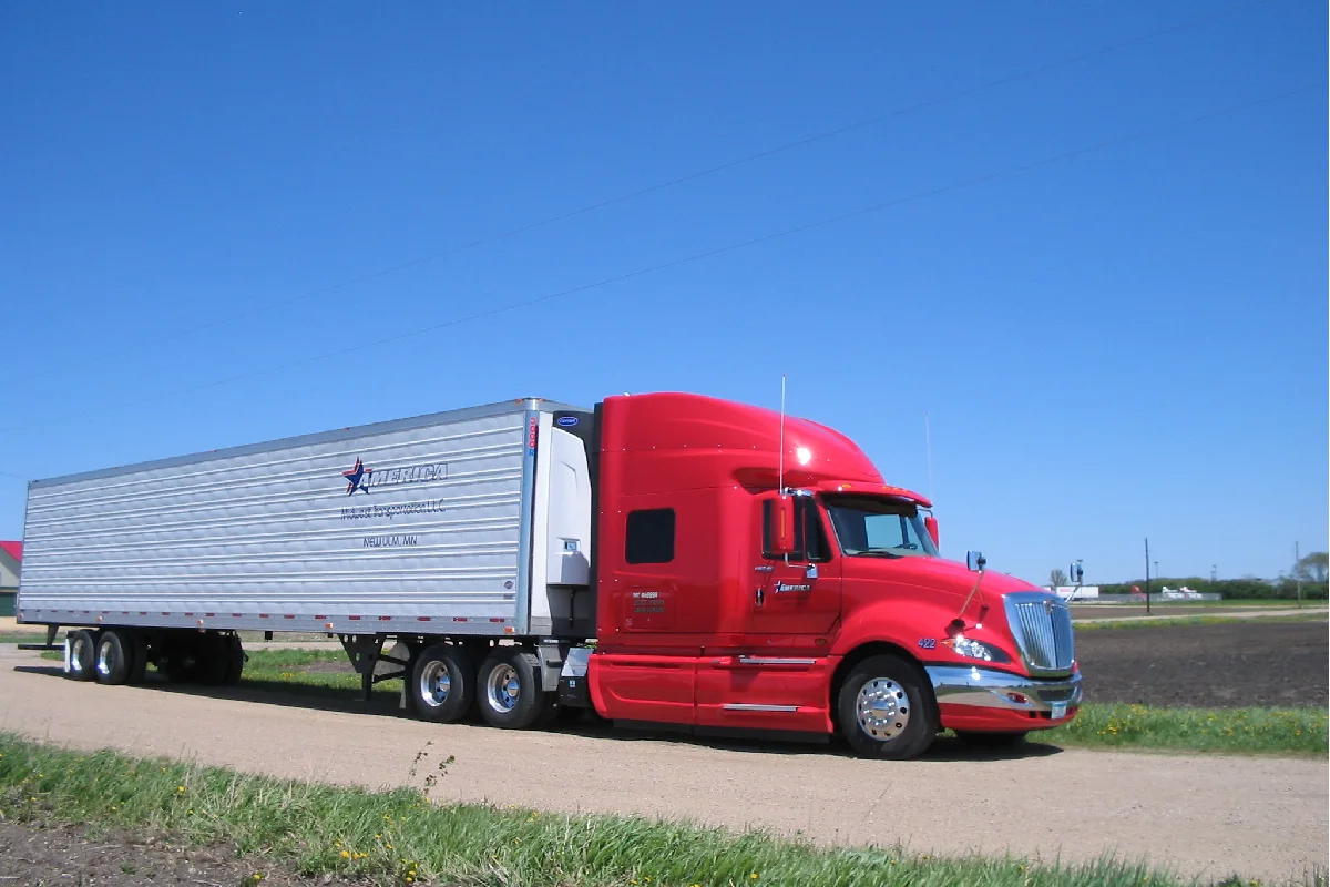 Camión de Midwest Transport Inc