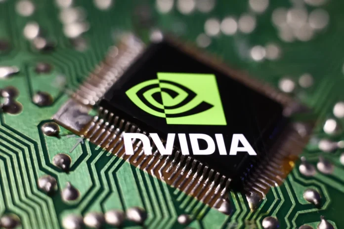 Chip con el logotipo de nvidia.