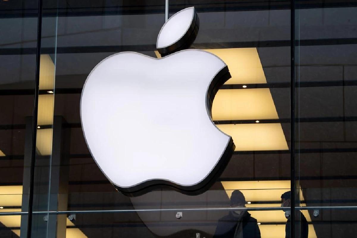 Logo de Apple en edificio